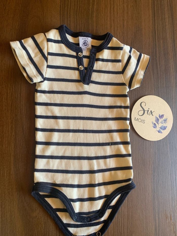 Body 6 mois Petit Bateau marinière - photo numéro 4