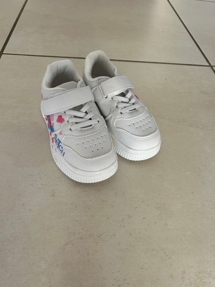 Chaussures neuve jamais porté taille 27