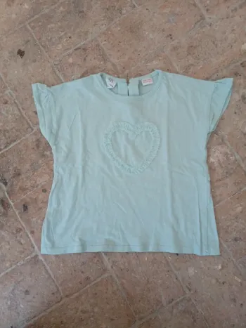 🌹tee shirt zara manche courte 4 ans 104cm🌹