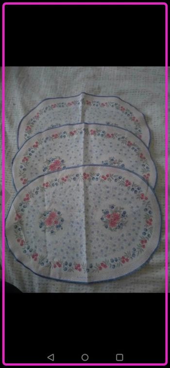 Napperons ovales fleuris 💐