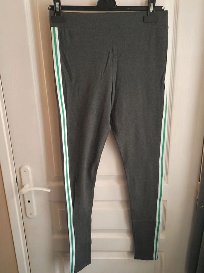 Legging gris ligne verte