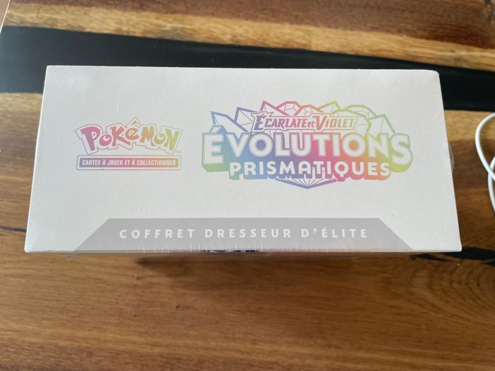 Pokémon - Coffret Dresseur d'Élite (ETB) EV08.5 Évolutions Prismatiques FR 8.5 - photo numéro 6