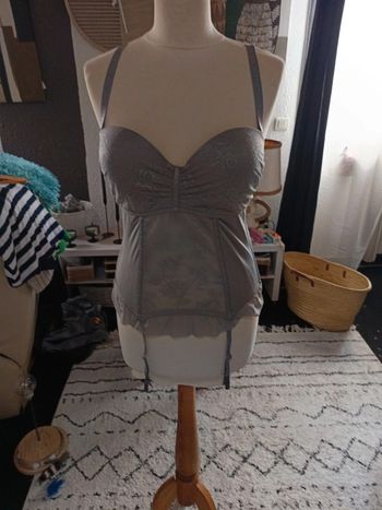 Corset push -up taille 105C neuf Promise