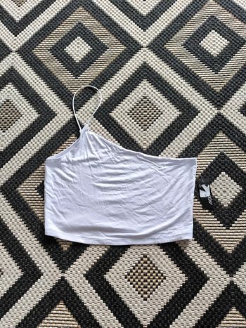 Top blanc taille L 40 neuf ardene