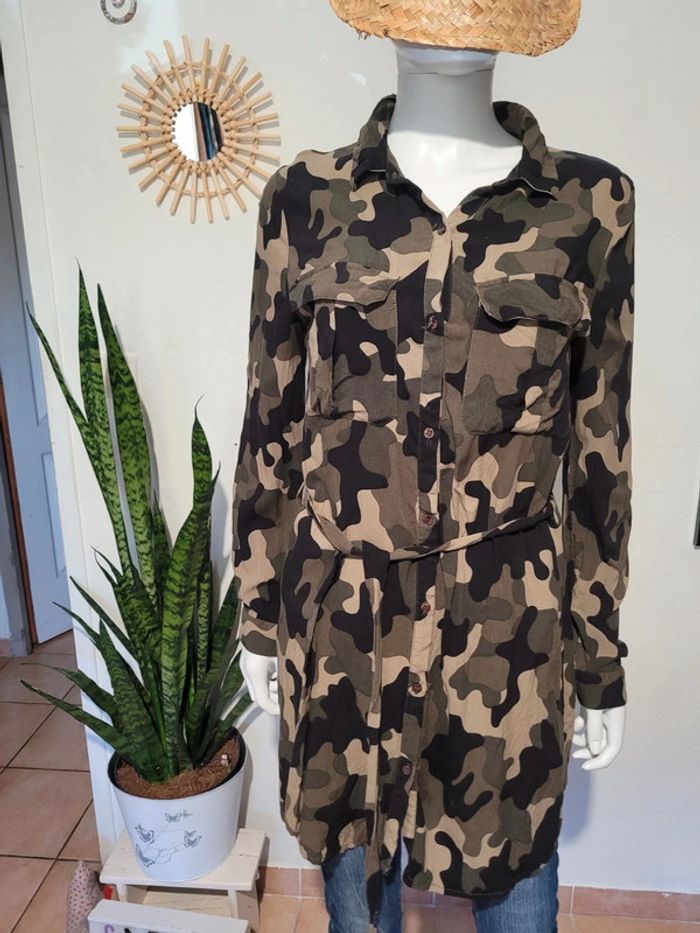 Tunique ou robe militaire - photo numéro 2
