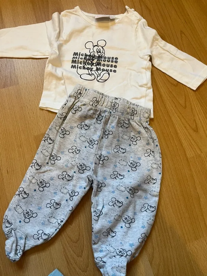 Ensemble 1 mois Mickey