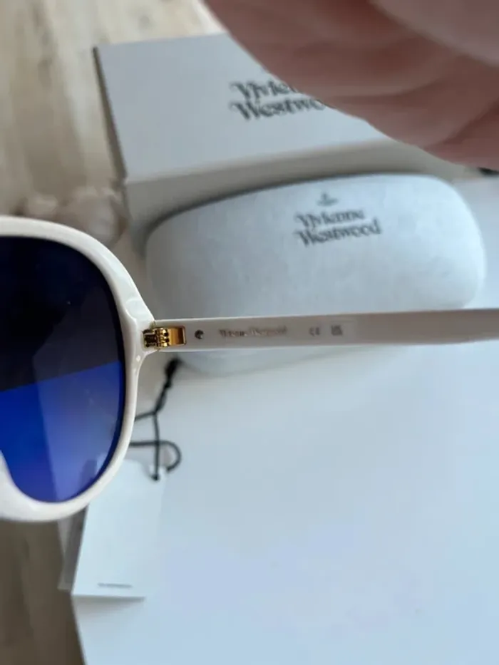 Lunettes Vivienne Westwood - photo numéro 3