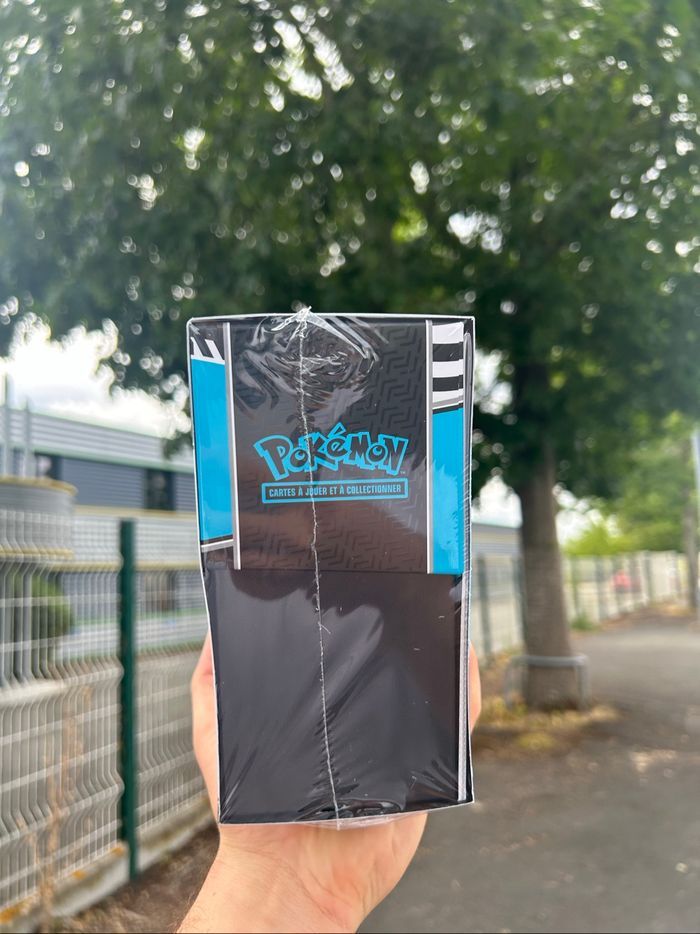 🔲 ETB Pokémon EV 10.5 Noir – Neuf & Scellé - photo numéro 3
