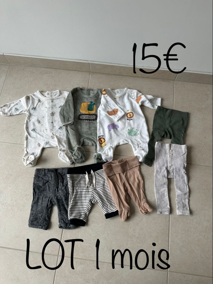 Lot 1 mois bébé garçon