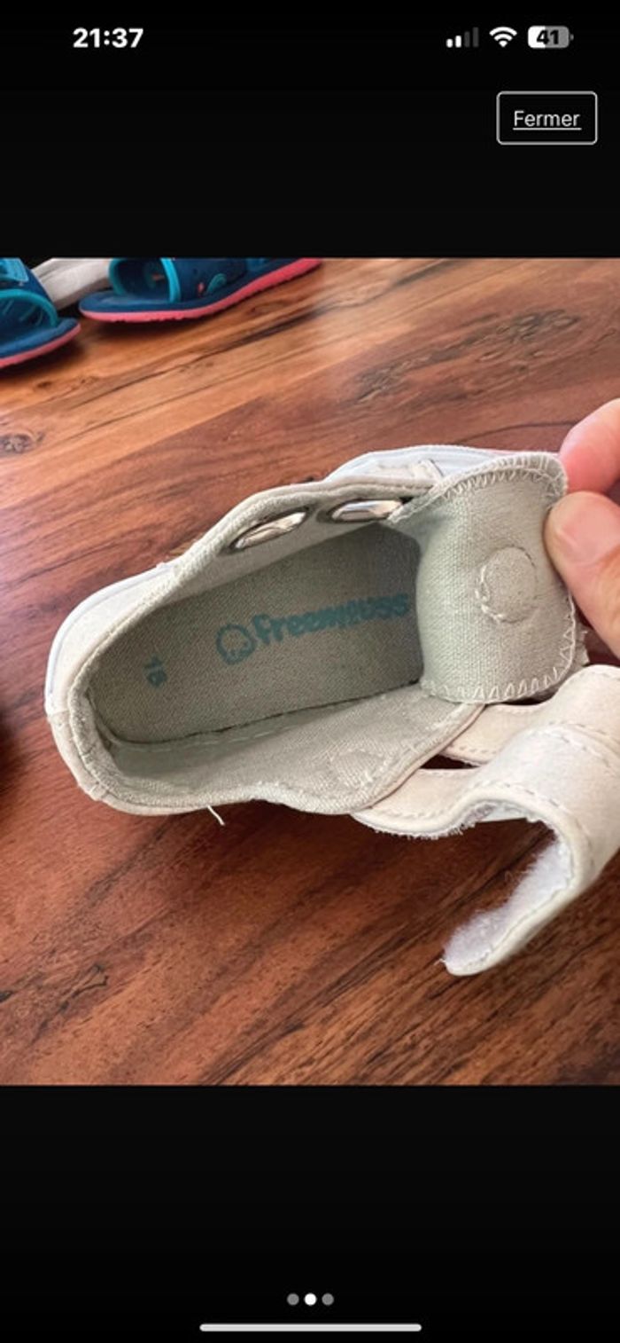 Chaussure bébé 18 neuve - photo numéro 3