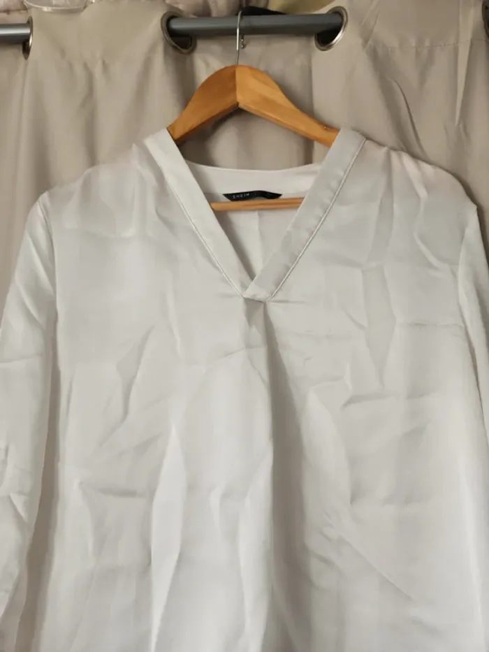 🌺Blouse blanche satinée Shein T36/S🌺 - photo numéro 2