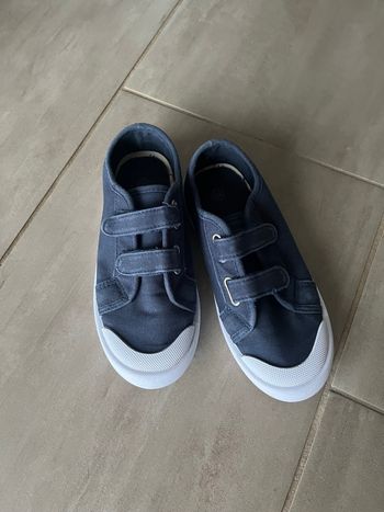 Chaussures en toile marine 34