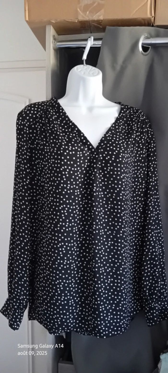 Blouse longue fluide col V manches longues à pois noir et blanc femme XL - photo numéro 11