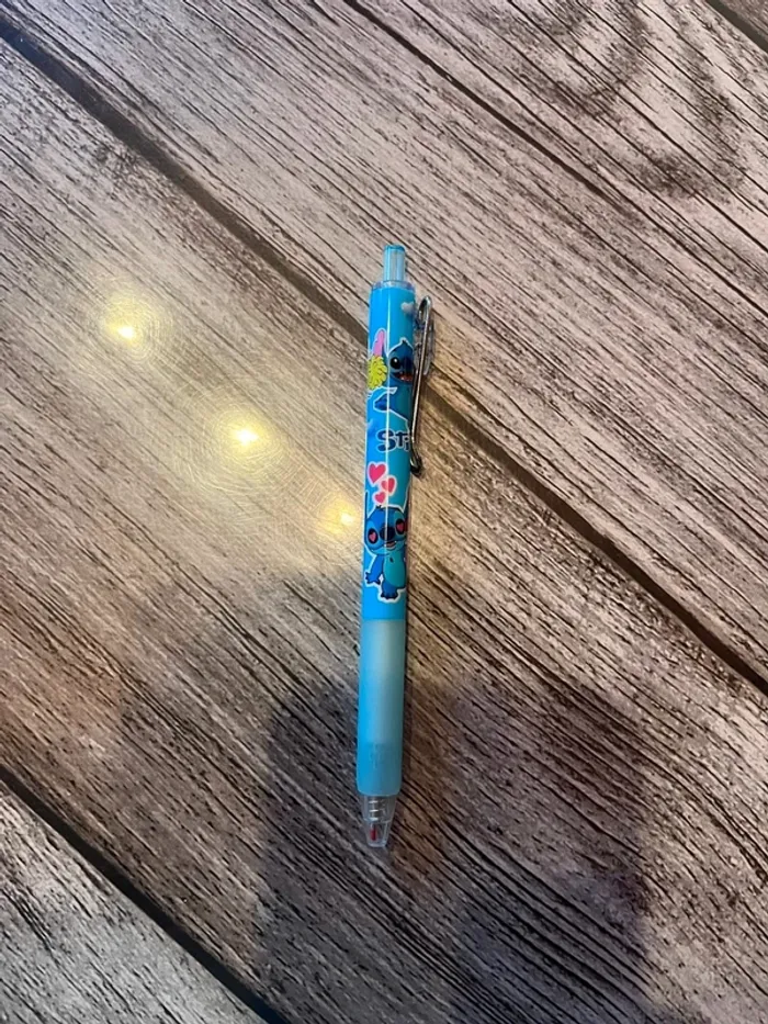 Lot stylos 🔄 - photo numéro 2