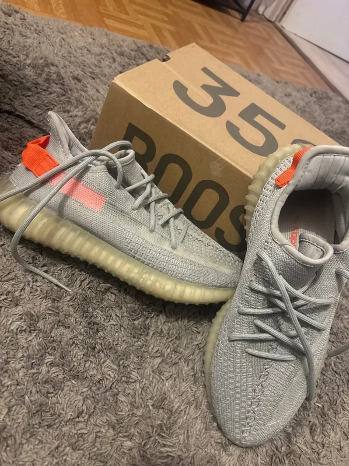 Yeezy boost taille 43 1/3 - photo numéro 2