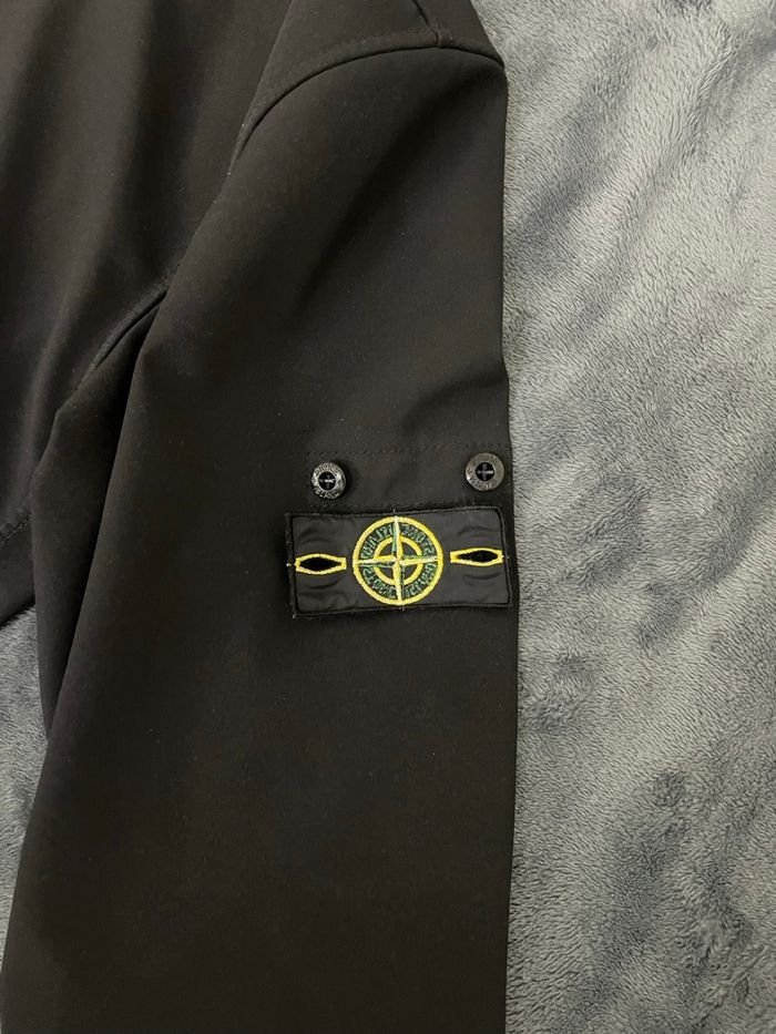 Veste stone island noir - photo numéro 3
