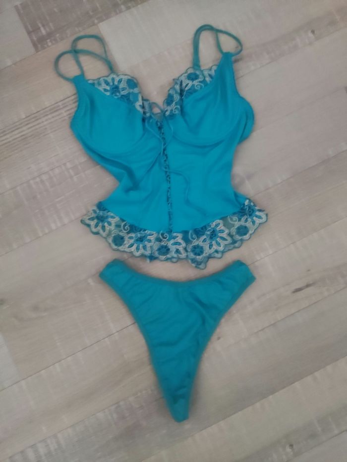 Ensemble guêpière string