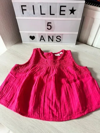 Jolie blouse GAP 4-5 ans