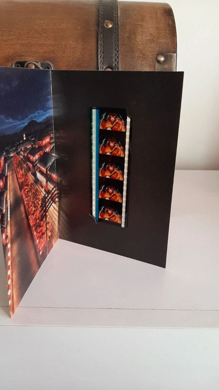 Pellicule Zenitsu Demon Slayer manga - photo numéro 2