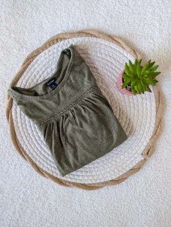 🌿 T-shirt vert Kiabi – 6 ans
