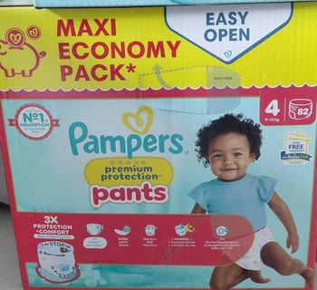Couche Pampers pants taille 4/ 82 couches
