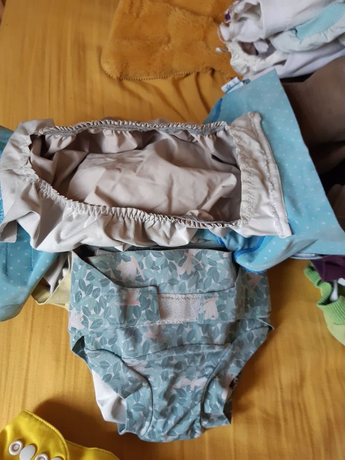 Gros lot  + 40 couches lavables  et inserts - photo numéro 3