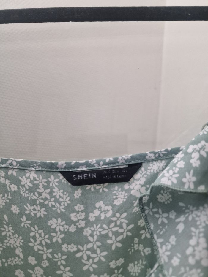 Robes porté feuilles - photo numéro 3