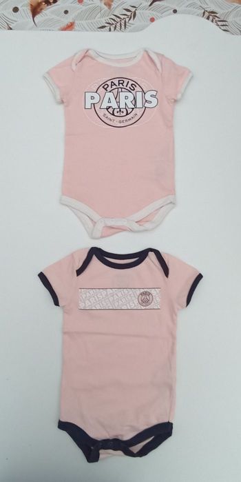 Lot de 2 Bodies PSG,  Taille 6 mois, neuf