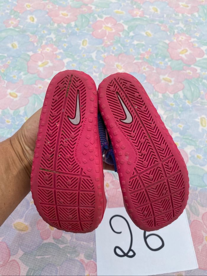 Paire de sandale barefoot nu pied nike 26 - photo numéro 5
