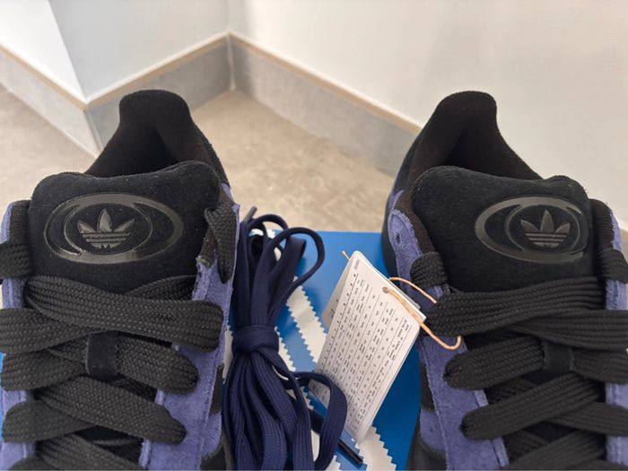 Baskets Adidas Originals Campus neuves Taille 42 2/3 - photo numéro 6