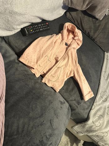 Gilet bébé fille à capuche 18 mois