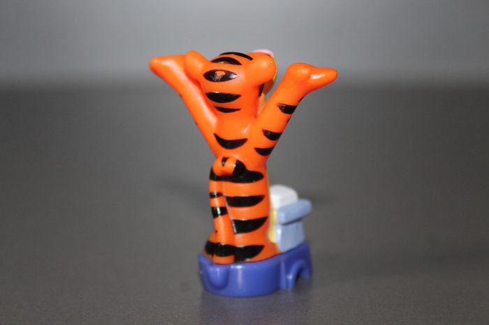 Figurine Tigrou - Disney - photo numéro 2