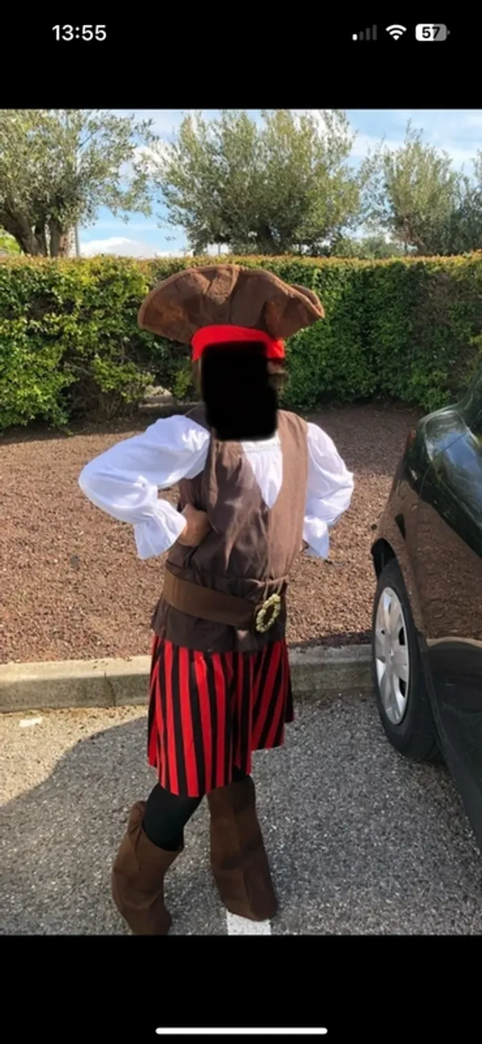 Costume de Pirate 11-14 ans – Comme Neuf ! - photo numéro 3