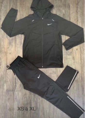 Ensemble Nike running noir 