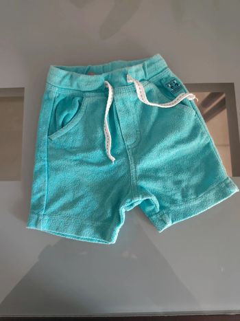 Short 9 mois