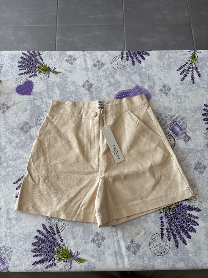Short Daphnea - photo numéro 2