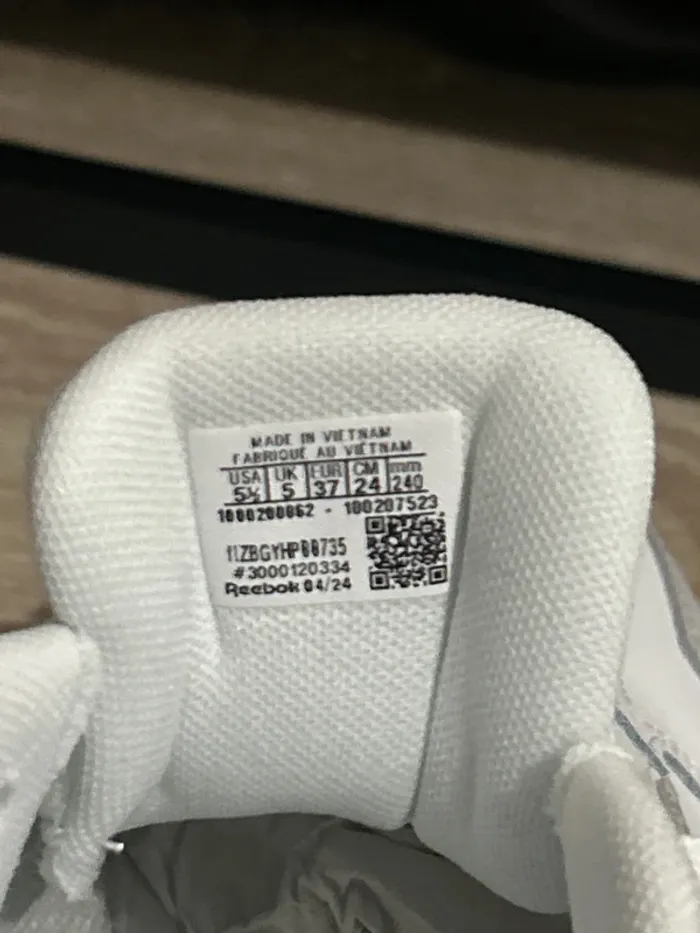Baskets blanches grises Reebook ATR Chill 37 - photo numéro 6