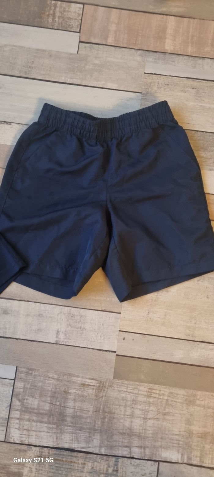 Lot 2 shorts 6 ans - photo numéro 3