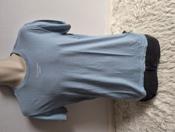 Tee Shirt Calvin Klein bleu - Taille M – Très bon état