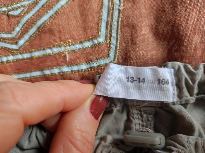Pantalon cargo parachute kaki clair Zara taille 13-14 ans - photo numéro 4