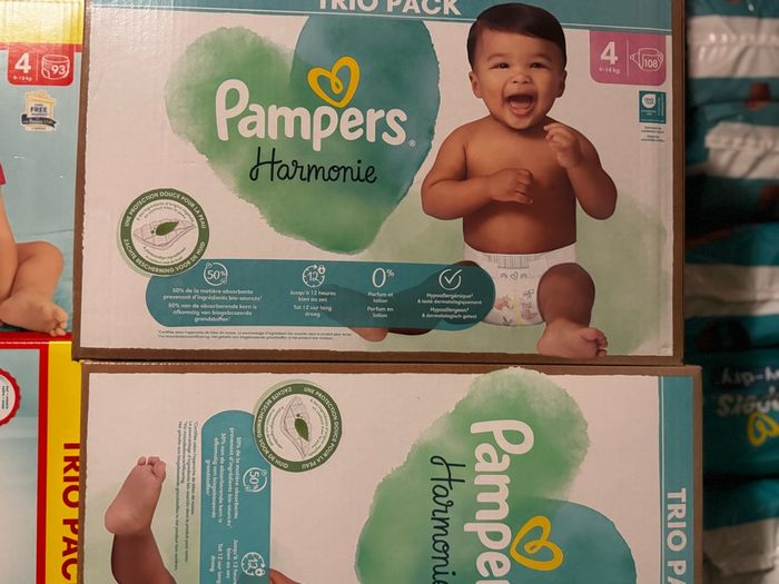 Je veux un lot de Couches Pampers harmonie T4 59 € le lot de 216 Couches