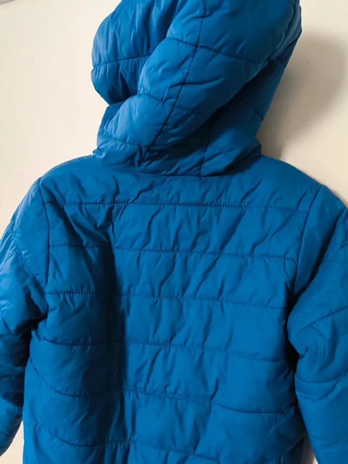 Doudoune bleu à capuche. Gémo 4ans - photo numéro 4