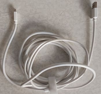 Cable Blanc encoche 2m de charge PowerA Micro USB Type B Spécial Manette PowerA