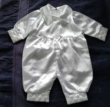 Tenue de baptême