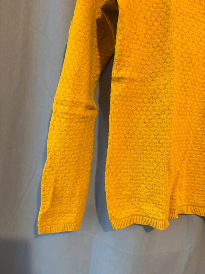 Pull jaune moutarde - photo numéro 4