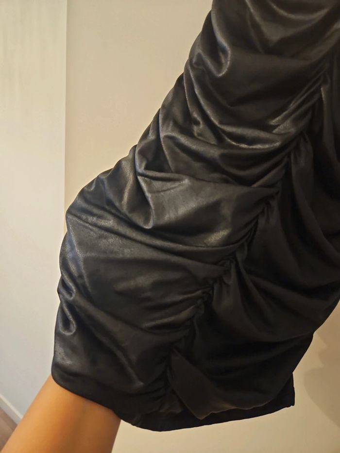 Robe de soirée drappée noire Brillant effet dans le dos - photo numéro 4