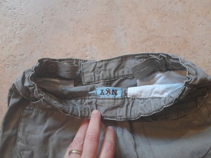 Short kaki/gris NKY 8 ans - photo numéro 4