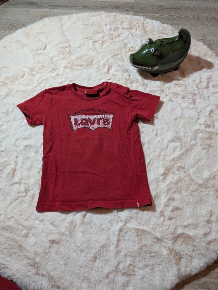 Tshirts levi's 24 mois