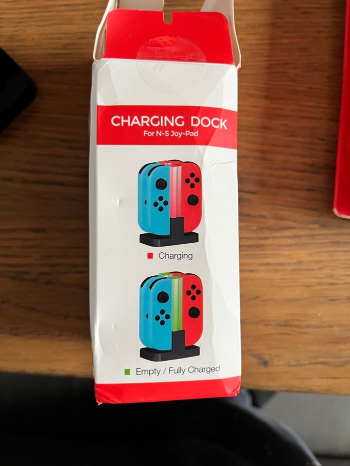 Dock de charge pour Joy-con Nintendo Switch - photo numéro 2