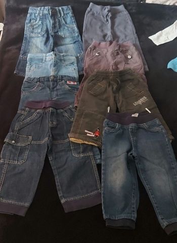 8 pantalons taille 2 ans